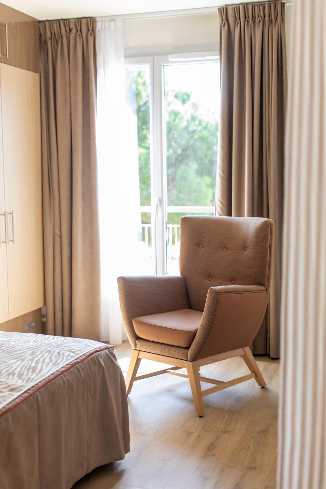 Zenao Frejus Aparthotel Exterior photo